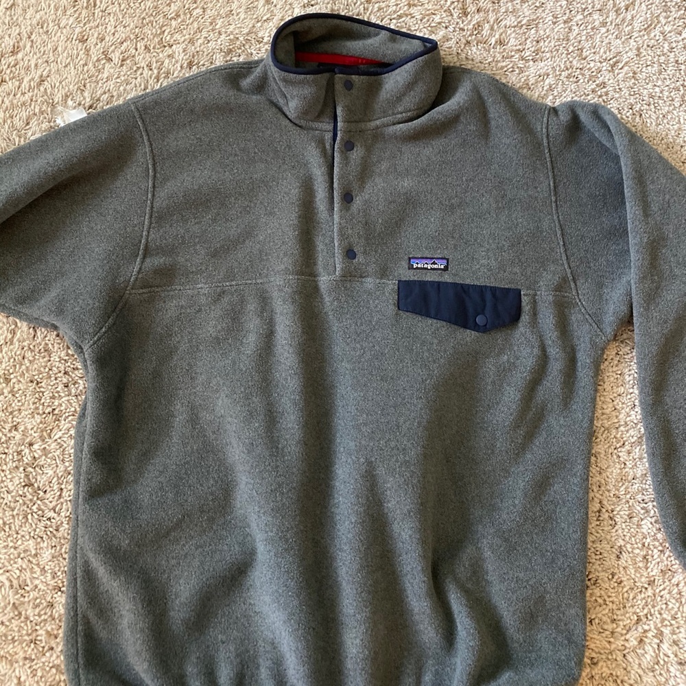 patagonia Men’s lightweight Fleece Pullover